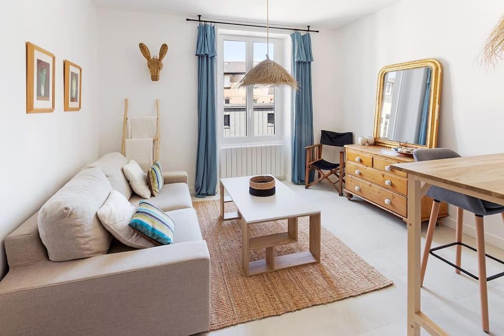 Machines De L'Ile - Fibre - Netflix - T2 La Tour Apartment Nantes Bagian luar foto